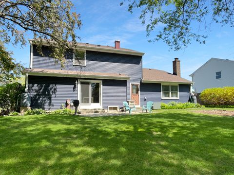 Tiny photo for 323 W Golf Road, Libertyville, IL 60048 (MLS # 12512952)