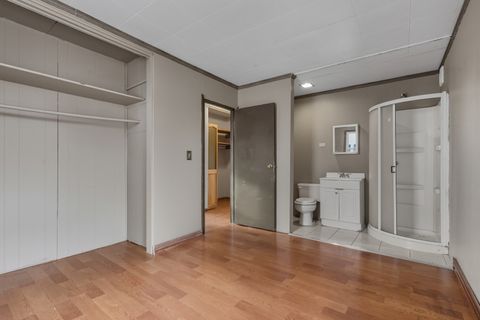 Tiny photo for 11013 Menard Avenue, Chicago Ridge, IL 60415 (MLS # 12482885)