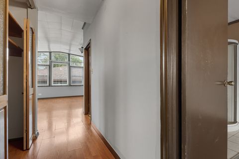 Tiny photo for 11013 Menard Avenue, Chicago Ridge, IL 60415 (MLS # 12482885)