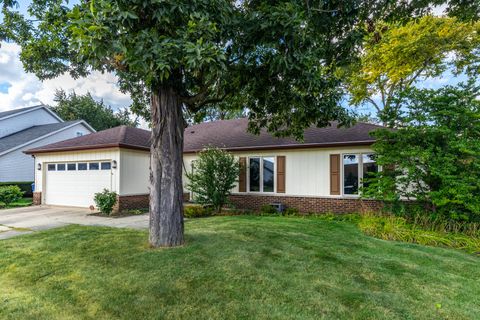 Tiny photo for 1505 Ranchview Drive, Naperville, IL 60565 (MLS # 12473755)