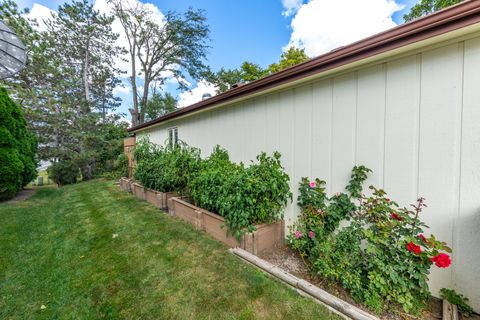 Tiny photo for 1505 Ranchview Drive, Naperville, IL 60565 (MLS # 12473755)