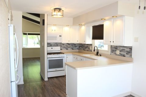 Tiny photo for Crestwood, IL 60418 (MLS # 12598587)