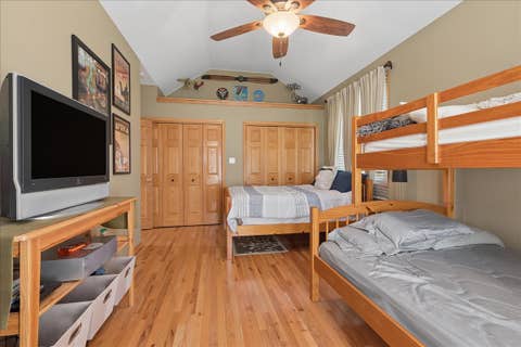 Tiny photo for 9478 W Golfview Drive, Frankfort, IL 60423 (MLS # 12723498)