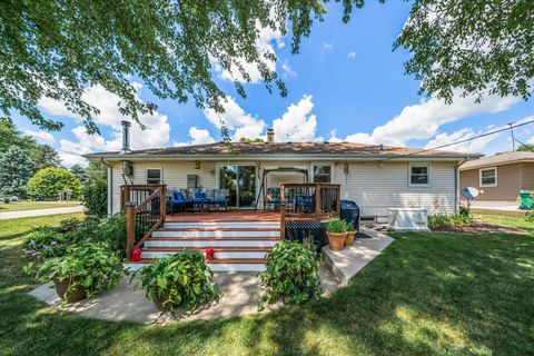 Tiny photo for 804 Elm Street, Maple Park, IL 60151 (MLS # 12409149)