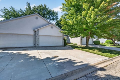 Tiny photo for 175 Harbor Landing, Braidwood, IL 60408 (MLS # 12719784)