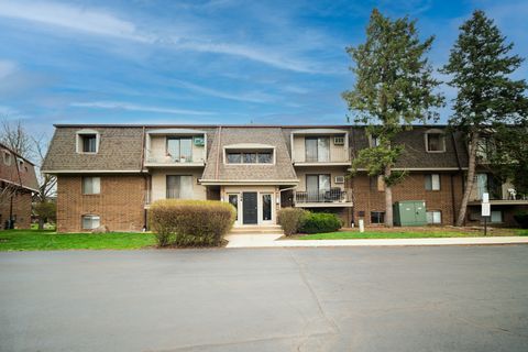 Photo of 144 E Bailey Road #G, Naperville, IL 60565 (MLS # 12600323)