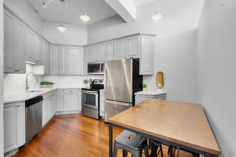 Tiny photo for 124 W Polk Street #905, Chicago, IL 60605 (MLS # 12471512)