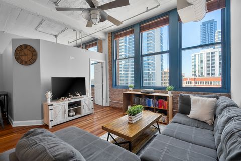 Tiny photo for 124 W Polk Street #905, Chicago, IL 60605 (MLS # 12471512)