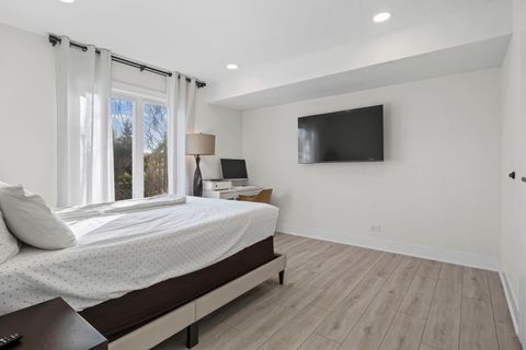 Tiny photo for 1131 Deerfield Place, Highland Park, IL 60035 (MLS # 12512462)