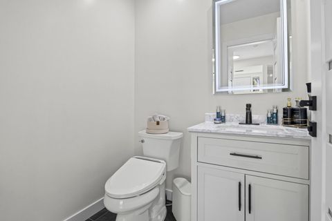 Tiny photo for 1131 Deerfield Place, Highland Park, IL 60035 (MLS # 12512462)