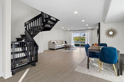 Tiny photo for 1131 Deerfield Place, Highland Park, IL 60035 (MLS # 12512462)