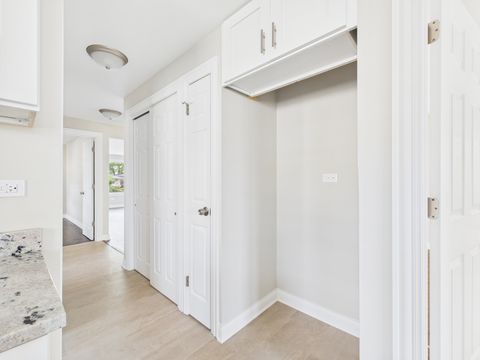 Tiny photo for 7216 W 63rd Place, Summit, IL 60501 (MLS # 12490485)