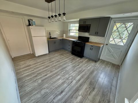 Tiny photo for 106 Kazwell Street, Willow Springs, IL 60480 (MLS # 12466841)