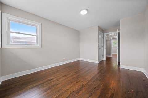 Tiny photo for 2913 W Sibley Street, Park Ridge, IL 60068 (MLS # 12694080)