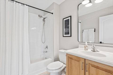 Tiny photo for 427 Newcastle Drive, Cary, IL 60013 (MLS # 12602531)