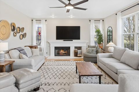 Tiny photo for 427 Newcastle Drive, Cary, IL 60013 (MLS # 12602531)