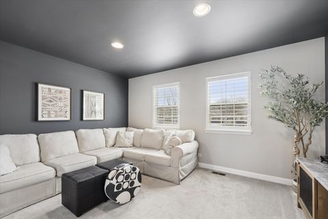 Tiny photo for 427 Newcastle Drive, Cary, IL 60013 (MLS # 12602531)