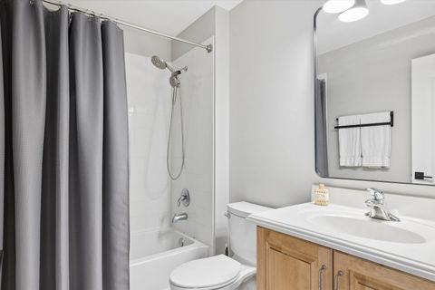 Tiny photo for 427 Newcastle Drive, Cary, IL 60013 (MLS # 12602531)