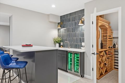 Tiny photo for 427 Newcastle Drive, Cary, IL 60013 (MLS # 12602531)