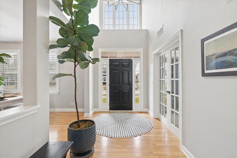 Tiny photo for 427 Newcastle Drive, Cary, IL 60013 (MLS # 12602531)