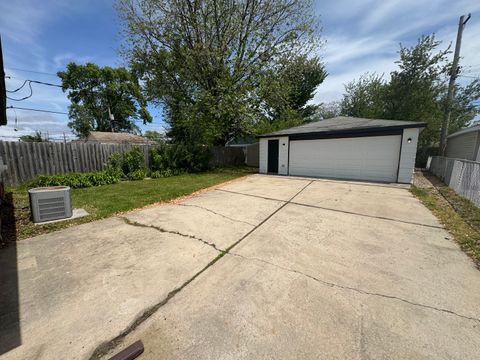 Tiny photo for 11709 S Kedzie Avenue, Merrionette Park, IL 60803 (MLS # 12487594)