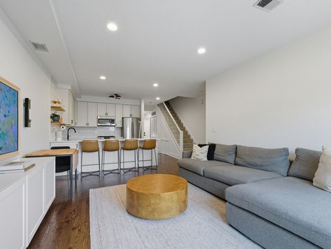 Tiny photo for 2516 W Bloomingdale Avenue #C, Chicago, IL 60647 (MLS # 12480188)
