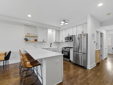 Tiny photo for 2516 W Bloomingdale Avenue #C, Chicago, IL 60647 (MLS # 12480188)