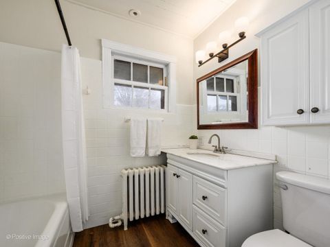 Tiny photo for 802 Clinton Place, Evanston, IL 60201 (MLS # 12583376)