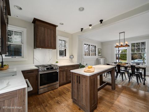 Tiny photo for 802 Clinton Place, Evanston, IL 60201 (MLS # 12583376)