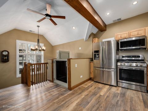 Tiny photo for 802 Clinton Place, Evanston, IL 60201 (MLS # 12583376)