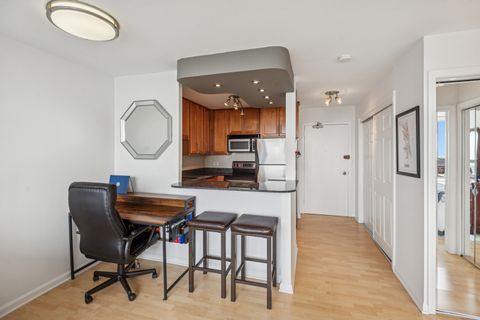 Tiny photo for 1455 N Sandburg Terrace #1105, Chicago, IL 60610 (MLS # 12611430)