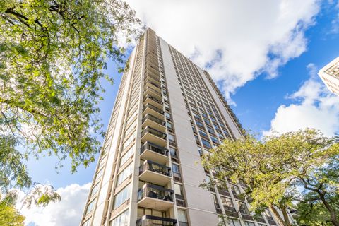 Tiny photo for 1455 N Sandburg Terrace #1105, Chicago, IL 60610 (MLS # 12611430)