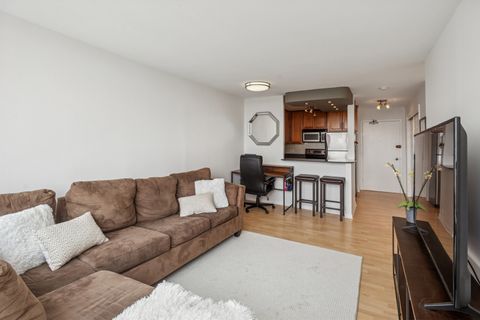 Tiny photo for 1455 N Sandburg Terrace #1105, Chicago, IL 60610 (MLS # 12611430)
