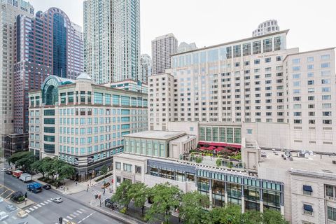 Tiny photo for 777 N MICHIGAN Avenue #1307, Chicago, IL 60611 (MLS # 12512130)