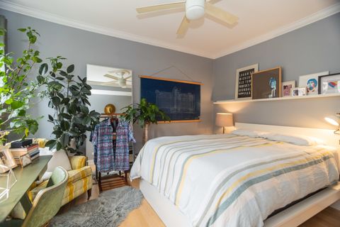 Tiny photo for 1704 W Catalpa Avenue #2W, Chicago, IL 60640 (MLS # 12511462)