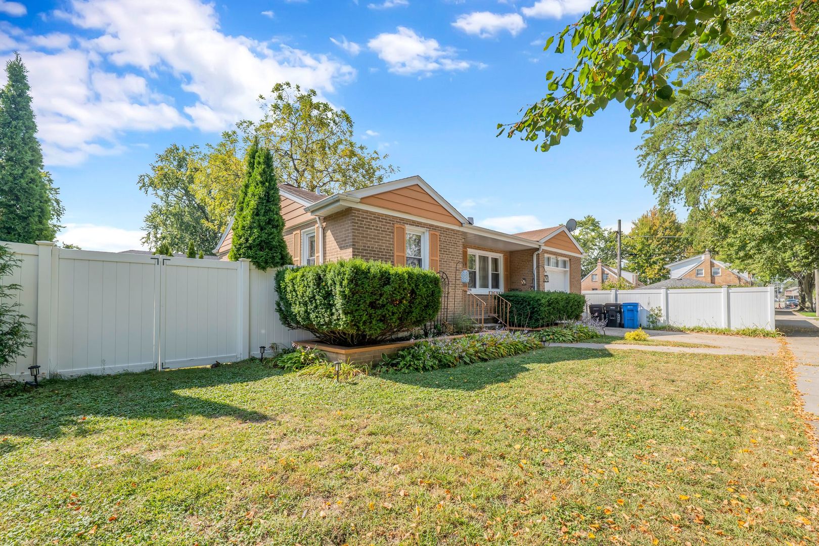 3435 W 105th Place