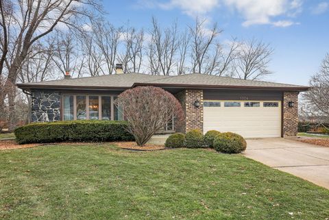Photo of 1204 Sleepy Hollow Lane, Darien, IL 60561 (MLS # 12548192)