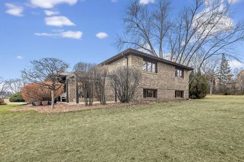 Tiny photo for 1204 Sleepy Hollow Lane, Darien, IL 60561 (MLS # 12548192)