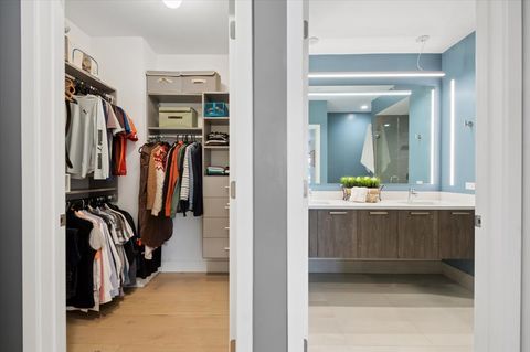 Tiny photo for 550 N Ogden Avenue #4N, Chicago, IL 60642 (MLS # 12620752)