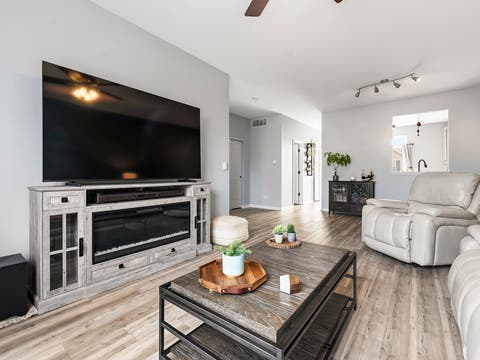 Tiny photo for 5222 Cobblers Crossing, McHenry, IL 60050 (MLS # 12710446)
