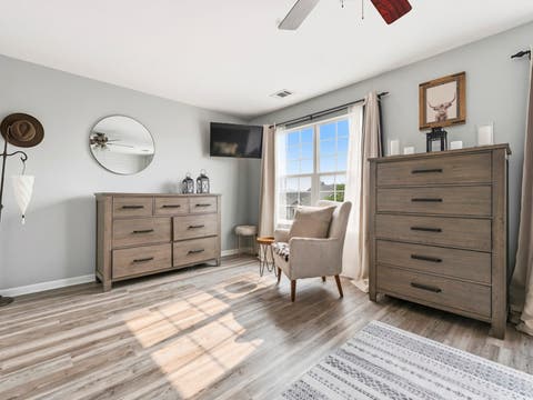 Tiny photo for 5222 Cobblers Crossing, McHenry, IL 60050 (MLS # 12710446)