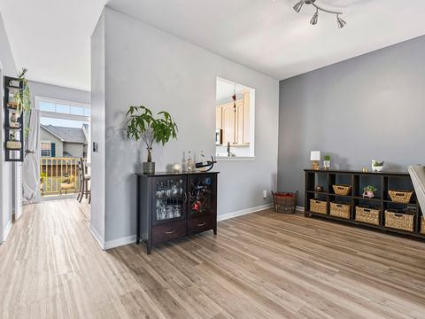 Tiny photo for 5222 Cobblers Crossing, McHenry, IL 60050 (MLS # 12710446)