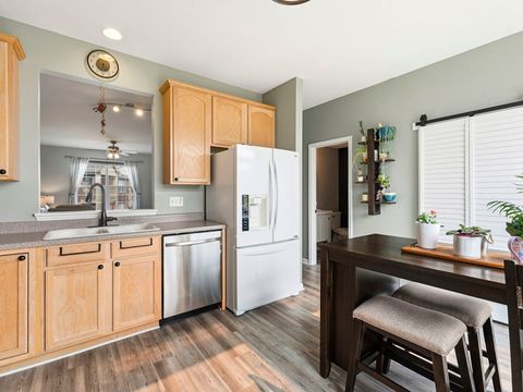 Tiny photo for 5222 Cobblers Crossing, McHenry, IL 60050 (MLS # 12710446)