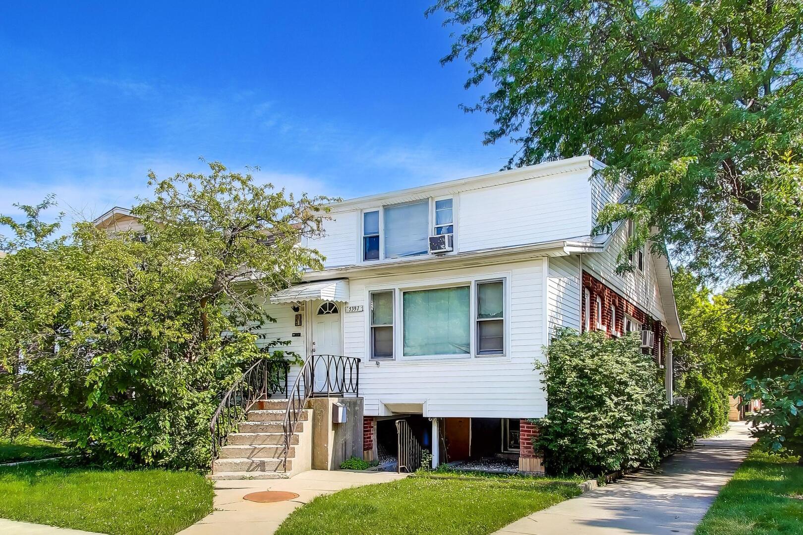 5357 W Waveland Avenue