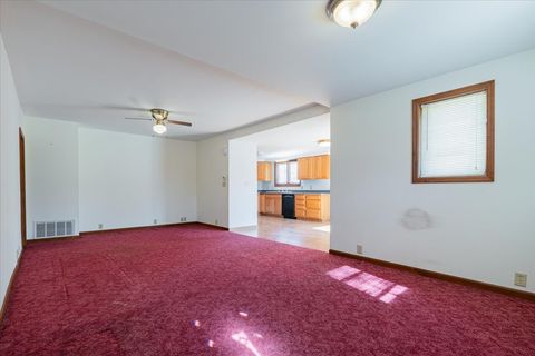 Tiny photo for 507 E Cemetery Street, Chenoa, IL 61726 (MLS # 12574350)