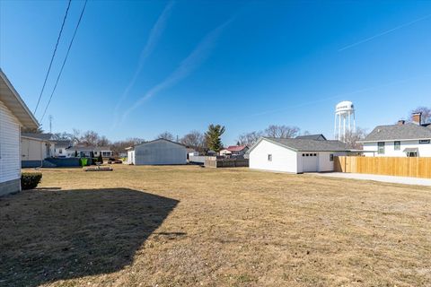 Tiny photo for 507 E Cemetery Street, Chenoa, IL 61726 (MLS # 12574350)