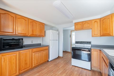 Tiny photo for 507 E Cemetery Street, Chenoa, IL 61726 (MLS # 12574350)