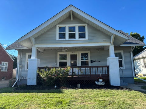 Photo of 520 Pine Street, Kewanee, IL 61443 (MLS # 12682130)