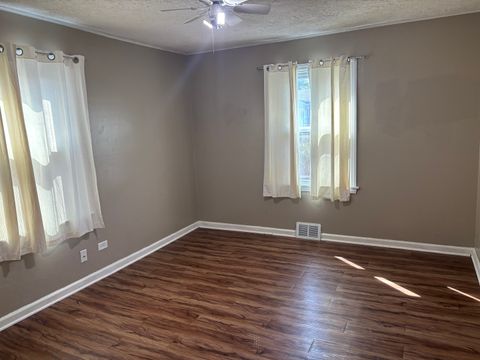Tiny photo for 9 S Midland Avenue S, Mundelein, IL 60060 (MLS # 12467727)