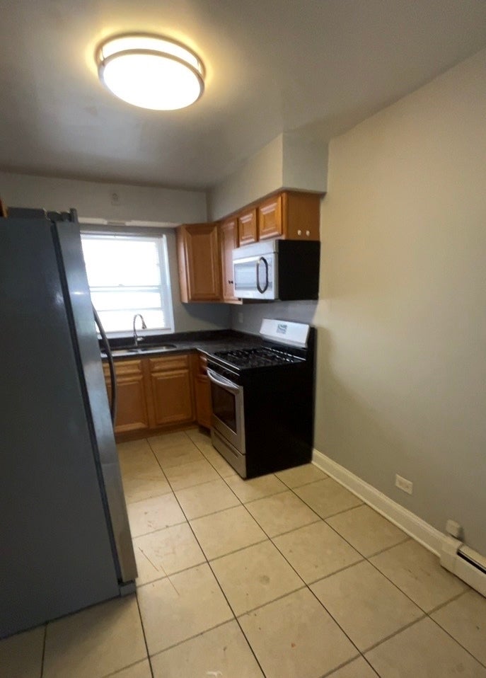 7190 W DICKENS Avenue 1E